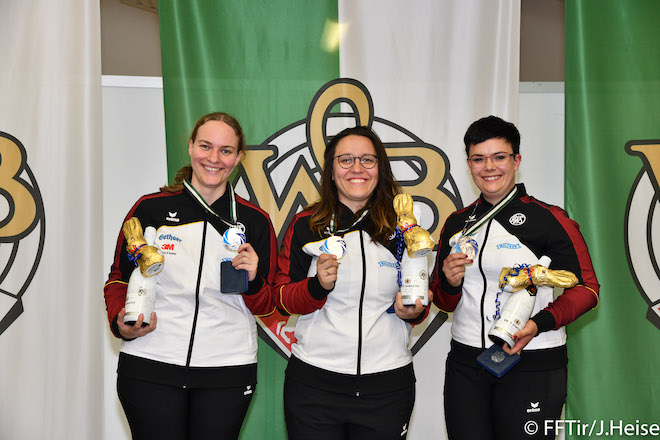3Pos_Wom_Podium_©FFTir:J.Heise.jpg