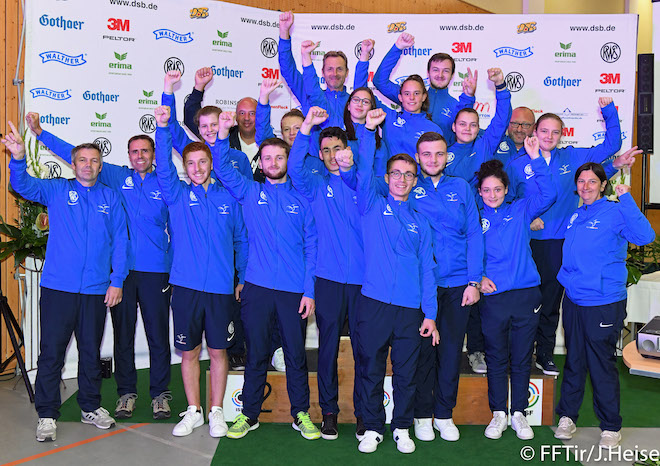 CMSuhlJunior_FrenchDelegation_©FFTir:J.Heise_2.jpg